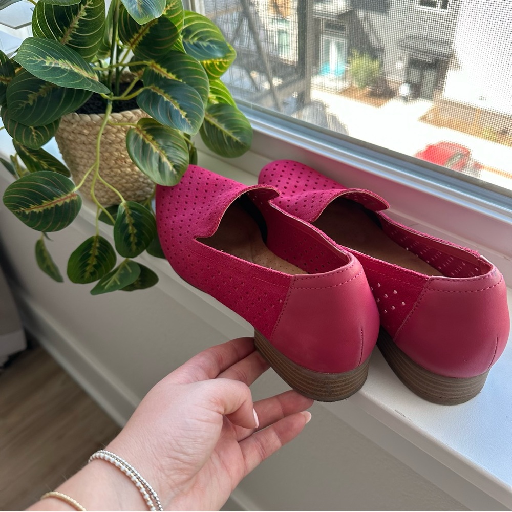 Cloudsteppers by Clarks PINK Flats - Picture 7 of 7